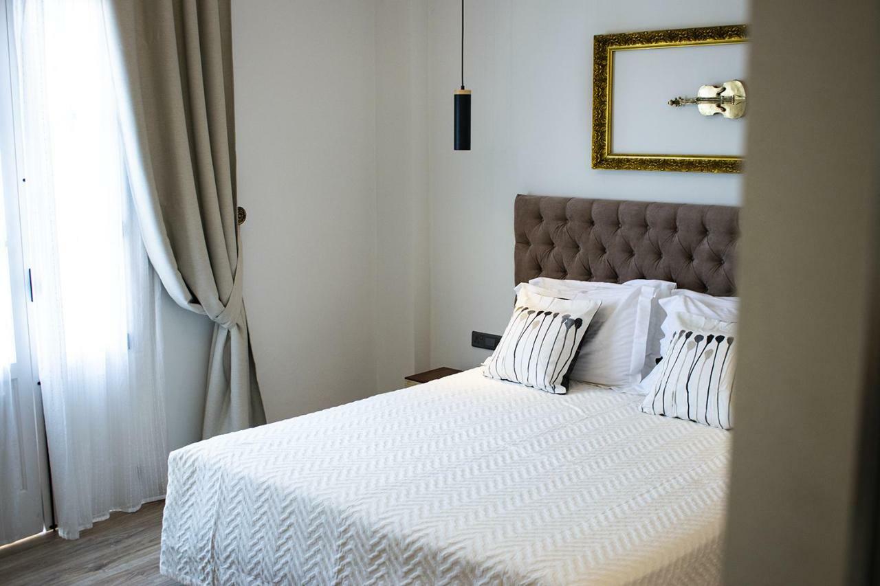 9 Muses Otel Larnaca